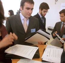 Nações Unidas recrutam jovens profissionais