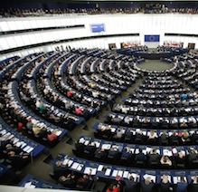 Parlamento Europeu procura assistentes